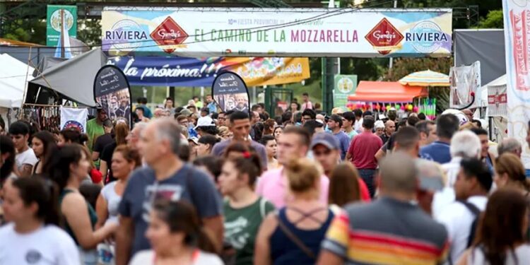 Degustaciones de pizza, feria de artesanos y shows en vivo en la Fiesta de la Mozzarella de San Vicente