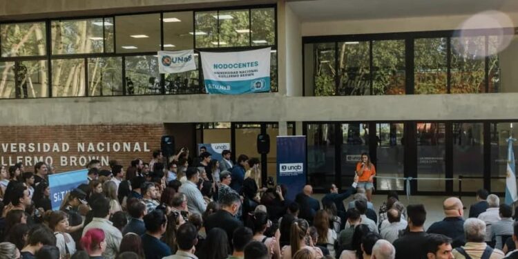 Alertan que por el recorte de Milei, cerraría una sede de la UNAB y una tecnicatura