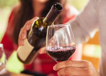 Según un estudio, el vino tinto es un aliado contra el estrés y la depresión