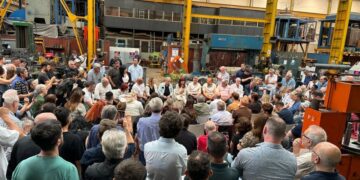 Cristina en Avellaneda apuntó contra Milei: «Este modelo es como el yogur, se vence»