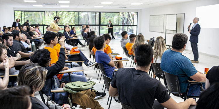 Récord de inscriptos a la  Universidad Guillermo Brown para el ciclo lectivo 2025