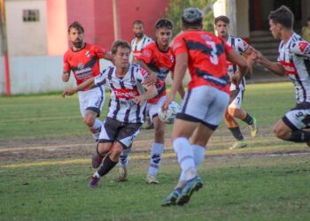 Claypole volvió al triunfo de visitante ante Mercedes