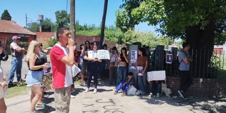 Claypole: murió mientras le hacían una tomografía y denuncian mala praxis