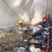 Burzaco: 10 dotaciones de bomberos combatieron un incendio en una fábrica de cosméticos