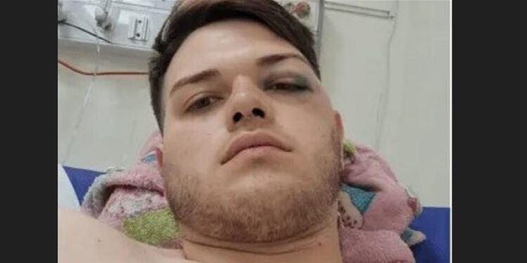 Adrogué: el chofer de una aplicación se negó a llevar a un joven porque tenía «muchas bolsas» y encima lo golpeó