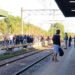 Trenes a paso de hombre, la bronca de los usuarios y un conflicto sindical sin solución