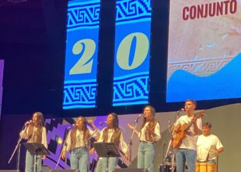 Artistas brownianos participan en Córdoba del Pre Cosquín 2025