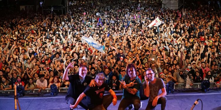 Kapanga toca gratis en Lanús