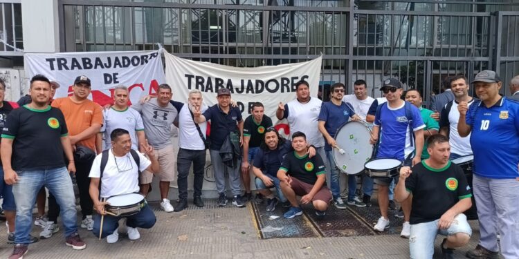 Dánica: denuncian que la empresa fingió el cierre definitivo para echar a todos y ahora quiere reabrir