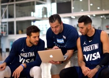 Un ex DT de Ginóbili y Scola dará una clínica de básquet en Glew