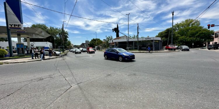 Por trabajos de AYSA limitan temporalmente el tránsito en Yrigoyen y Amenedo