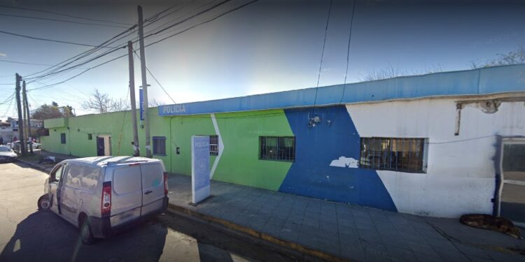 Glew: lo denunciaron por disparar al aire y tenía armas de guerra en su casa