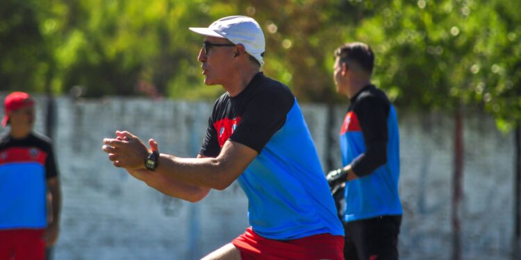 El nuevo Brown: cómo se reconstruye el Tricolor tras el descenso