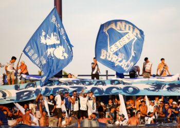 Amor por la camiseta: así avanza la nueva tribuna de Sanma hecha por sus socios