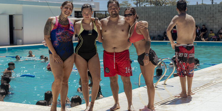 Así es el nuevo polideportivo de Calzada: natatorio y homenaje a una gloria de Racing