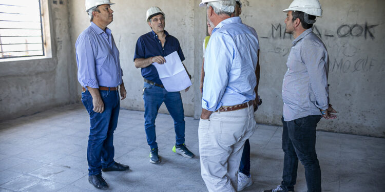 Construirán una escuela secundaria en el polo educativo de Glew