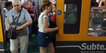 Dale que va: el gobierno porteño vuelve a aumentar el subte y el pasaje de 31 líneas de colectivos