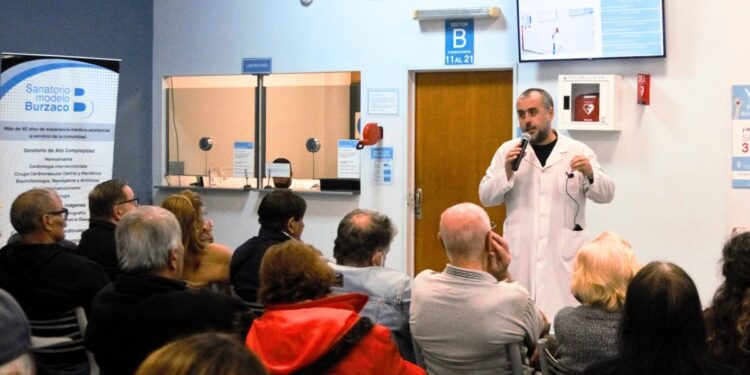 El Sanatorio Modelo Burzaco realizó una charla abierta por el Día Mundial de la Salud