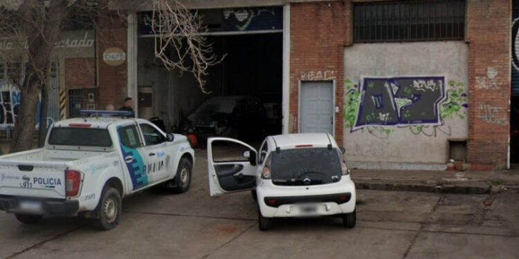 Locura: mató al dueño de un taller mecánico y se suicidó