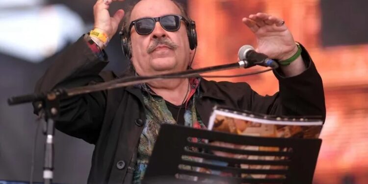 Litto Nebbia tocará en Claypole