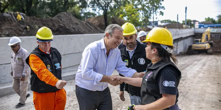 Paso a nivel de Rafael Calzada: abrieron el hueco para túnel vehicular