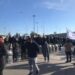 Trabajadores de La Salada cortan Camino Negro tras la clausura: «Necesitamos trabajar»