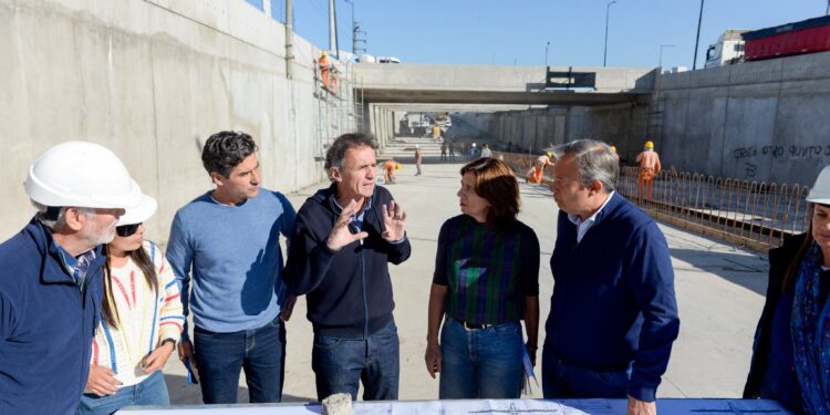 Burzaco: Cascallares y Katopodis recorrieron la obra de la Rotonda Los Pinos, cuya apertura es inminente