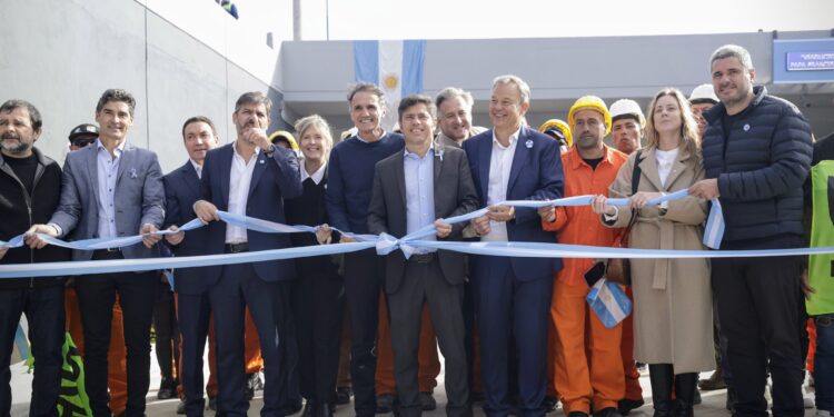 Otro 25 de Mayo histórico: inauguraron el viaducto de la rotonda Los Pinos