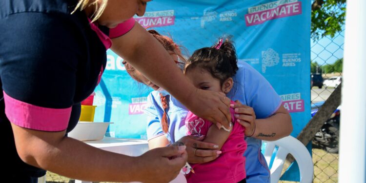La Provincia vacuna hoy contra el sarampión: los puntos en conurbano