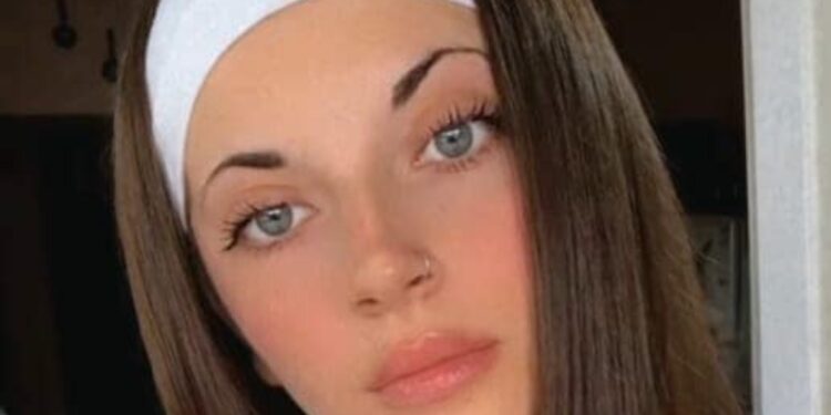 Se suicidó en Burzaco una joven de 18 años y aseguran que sufría violencia de género: «Se mató por el acoso»