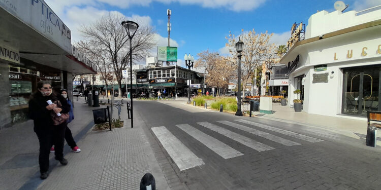 Comercios de Calzada y Adrogué ofrecen descuentos especiales por el día del padre