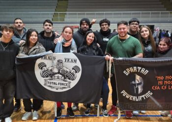 Atletas de Brown brillaron en un torneo de levantamiento de pesas y rompieron un record nacional