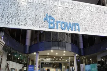 Talleres culturales gratuitos en Brown: Cómo anotarse