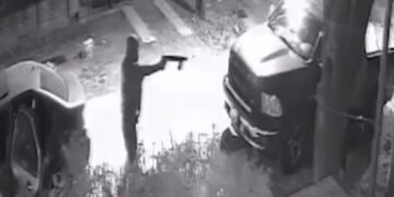 Glew: intentaron robarle al custodio de L-Gante con un arma de fuego, se resistió, noqueó al delincuente de una trompada