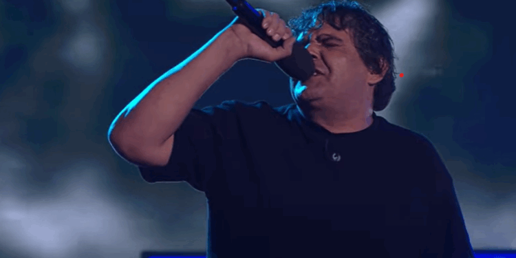 Poppo, el remisero de Mármol que está cumpliendo su sueño en la Voz Argentita