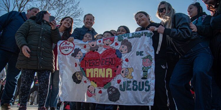 Claypole: inauguraron una plaza con playón de deportes y juegos inclusivos
