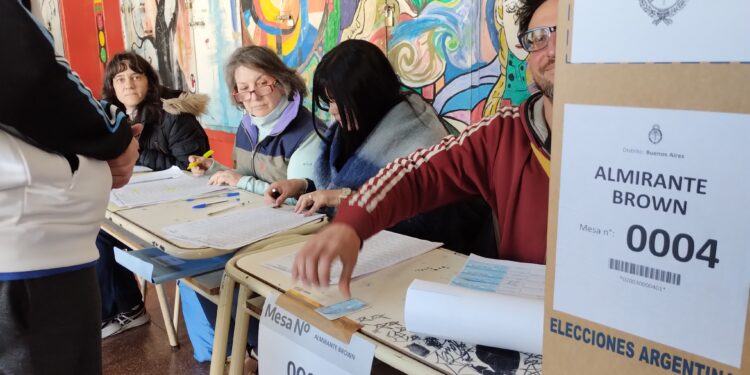 Provincia anunció que el transporte de corta, media y larga distancia será gratuito para ir a votar