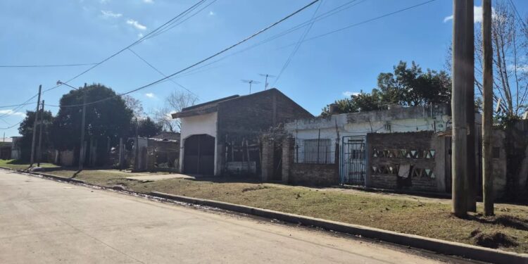 Horror en Glew: detuvieron a un hombre acusado de matar a su mamá de 90 años