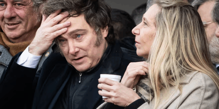 Escándalo: denuncian sobreprecios en el PAMI, que pagó hasta 10 veces más por lentes intraoculares