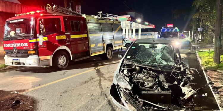 Cuatro heridos en un choque entre un colectivo y un auto en Malvinas Argentinas