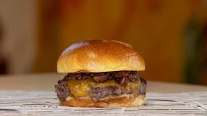 Brown Lanza la «Ruta Hamburguesera» con Promociones 2×1