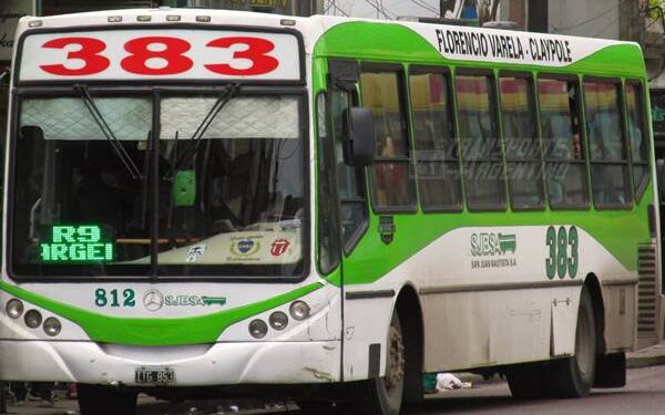 Por falta de pago, paran hoy los choferes de una línea de colectivos que va de Claypole a Varela