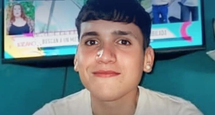 Buscan a un joven de 17 años que falta de su casa de Glew hace tres días