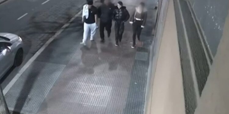 El prófugo más buscado por el triple crimen es un menor de Claypole y le dicen «El Gordo» Dylan