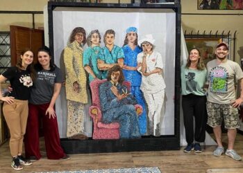 Artistas del conurbano inauguran una muestra en homenaje a Charly en el día de su cumpleaños