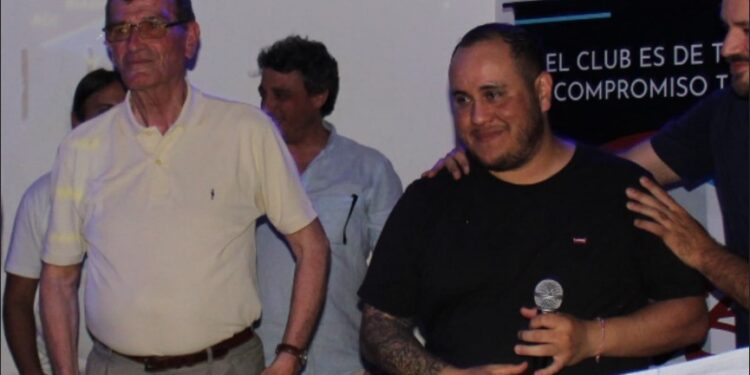 El hijo de Lorenzo Arandilla lanzó su candidatura a presidente de Brown de Adrogué