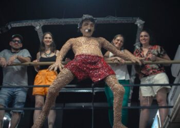 Música, arte y homenaje a Charly García en Burzaco