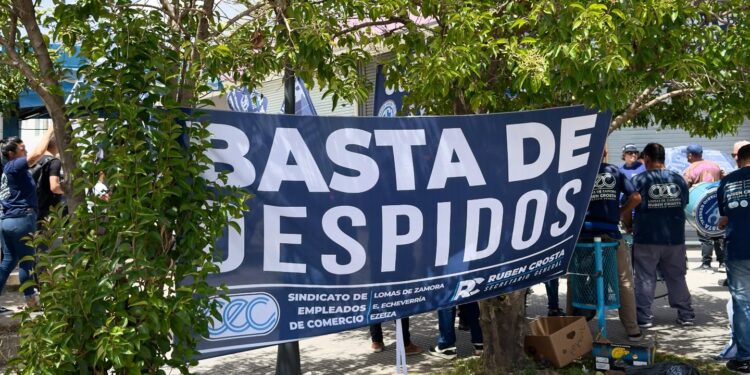 Cerró la sucursal Frávega del barrio San José y echaron a todos los empleados