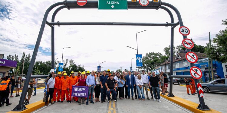 Inauguraron el bajo a nivel de Longchamps que había frenado Milei