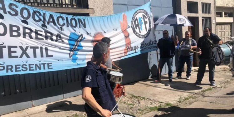 “No podemos competir con China”: cierra una textil en Lanús y despide a sus 50 trabajadores